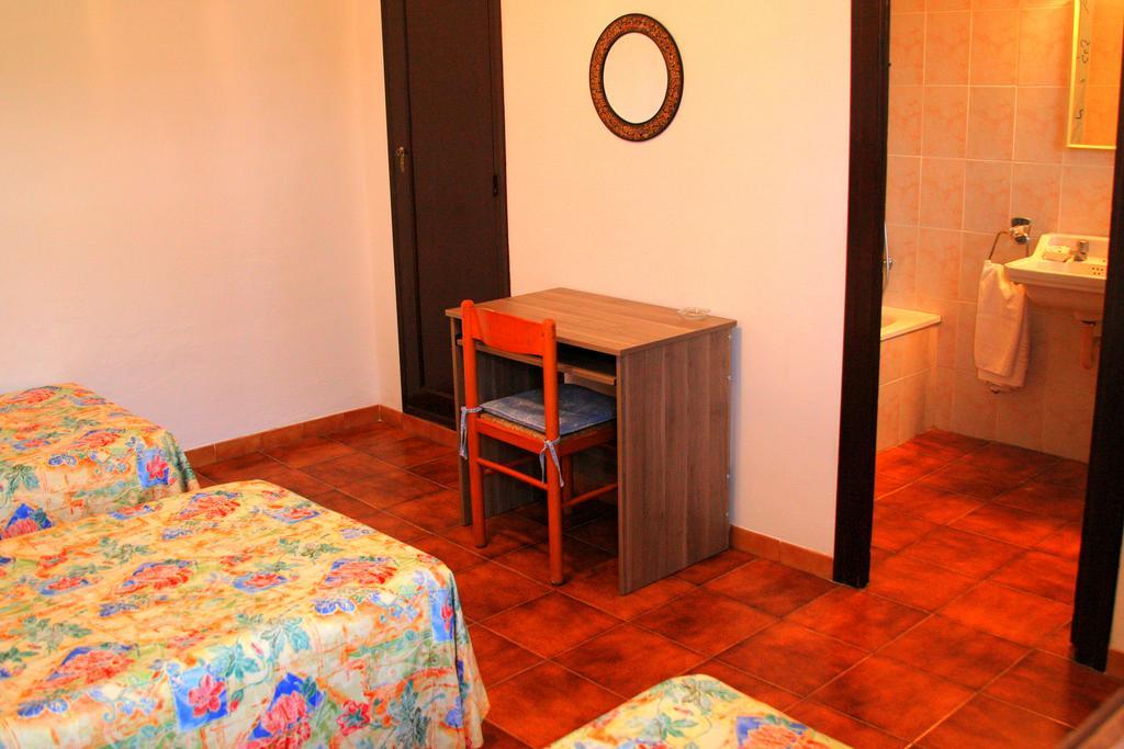 Hotel Planas 료렛 드 마르 외부 사진